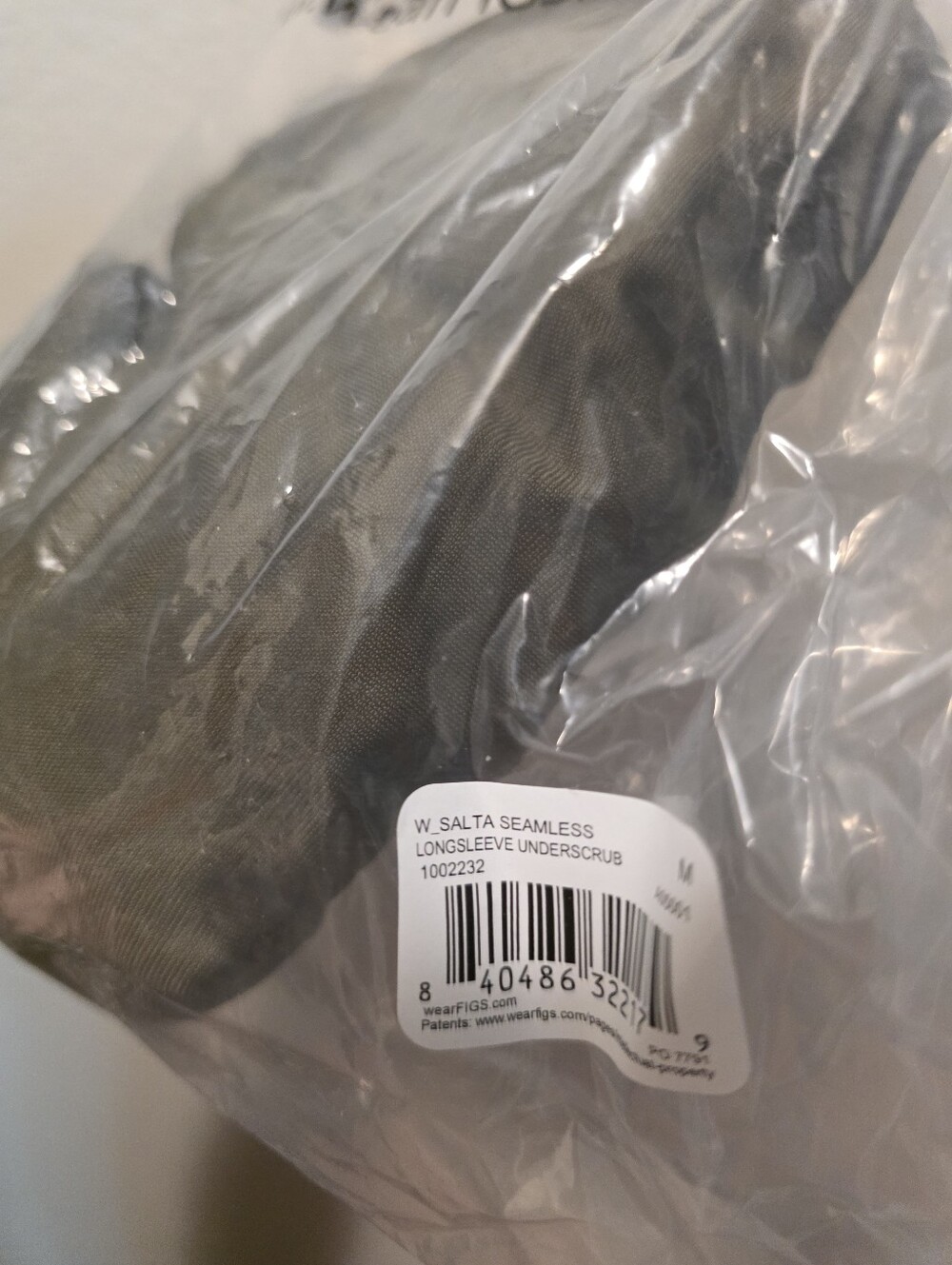 FIGS Olive Green Spruce Long Sleeve Crewneck Under Scrub Seamless Top - Picture 3 of 3